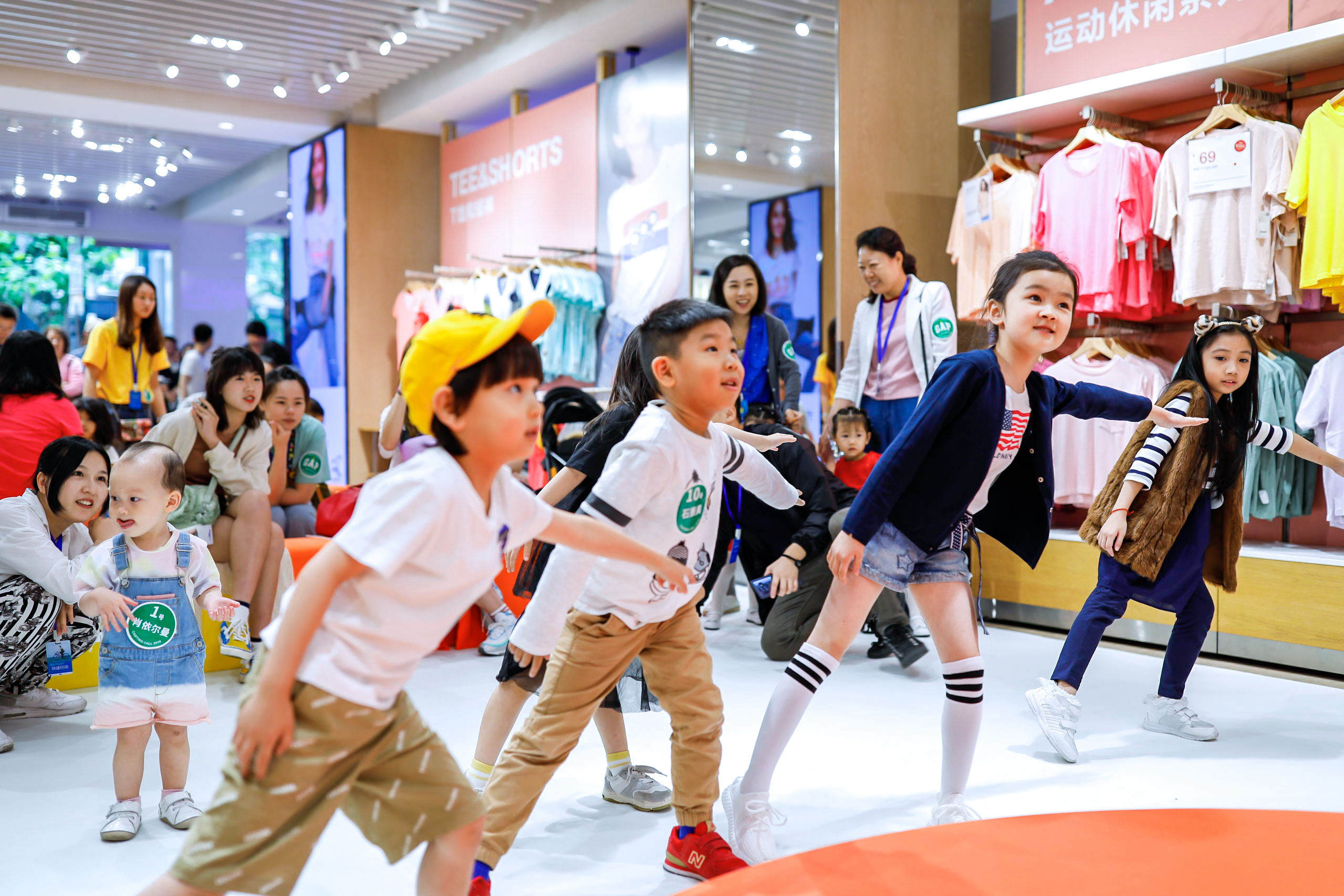 关于轮番上场，跨界实力派选手齐聚的信息