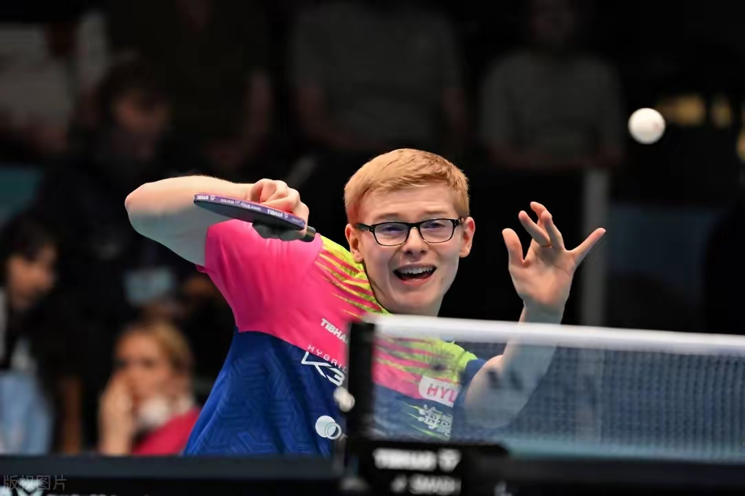 英国乒乓球队血洗法国乒乓球队，奥恰洛夫绝境逆转的简单介绍