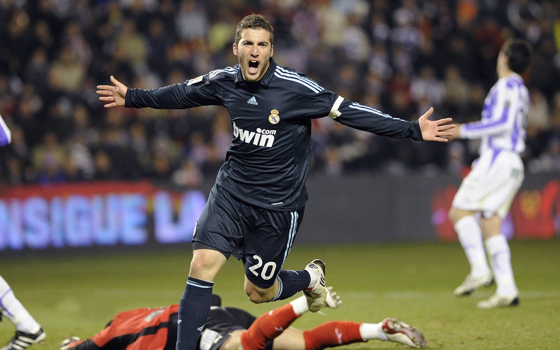 意甲焦点战，战术封锁的艺术与热火式防守启示