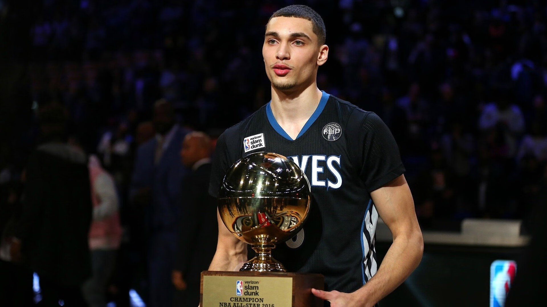 双城记,从美加墨世界杯焦点战到骑士斩落广厦的竞技哲学