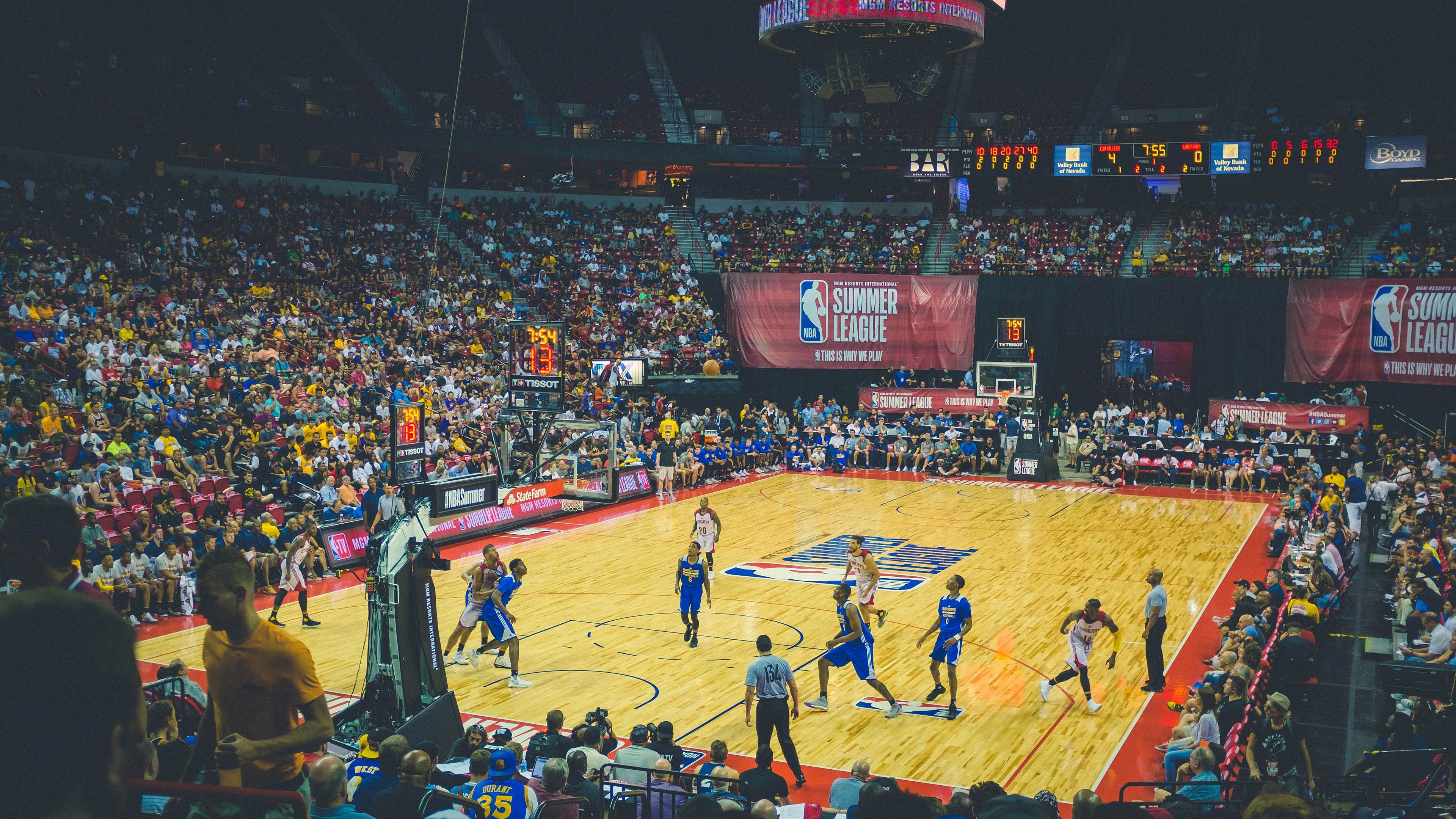 鹰击长空,利刃出鞘,老鹰末节带走雷霆,利拉德关键节点连续得分定乾坤